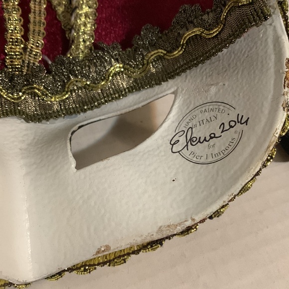 Italian hand pained mask! - Picture 3 of 4
